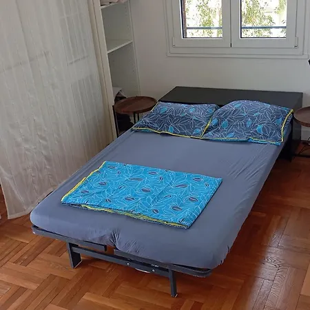 Πανσιόν Fantastic View ! Private Bedroom In A Family Apartment, Private Bathroom, Shared Kitchen And Living Spaces